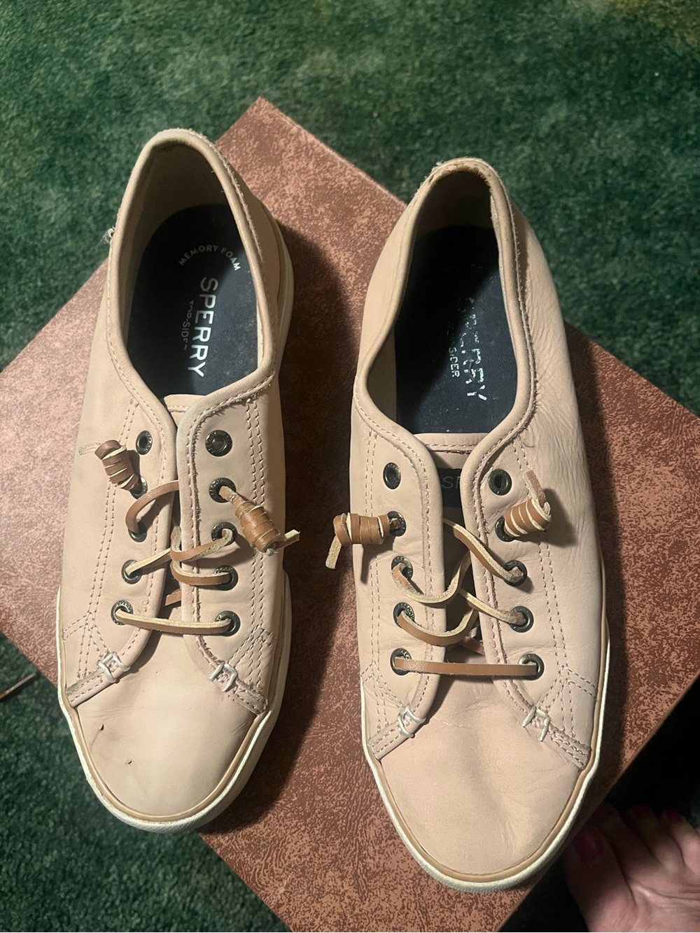 Sperry Women’s Light Pink Crest Vibe Leather shoes